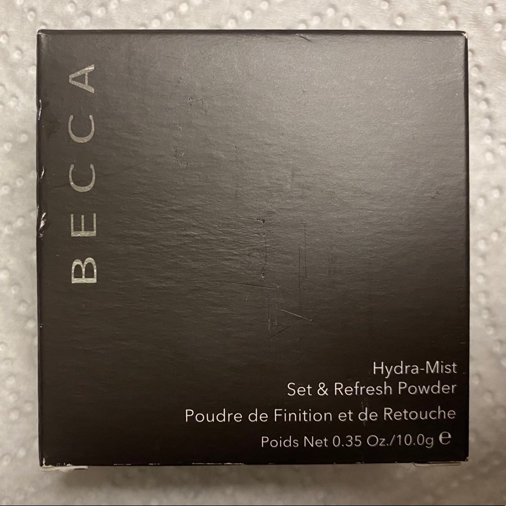 NWOT BECCA Hydra-Mist Set & Refresh Powder